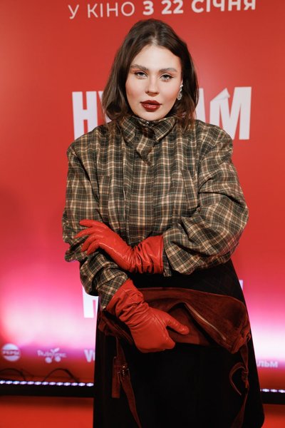 KAZKA Олександра Зарицька (гурт KAZKA)